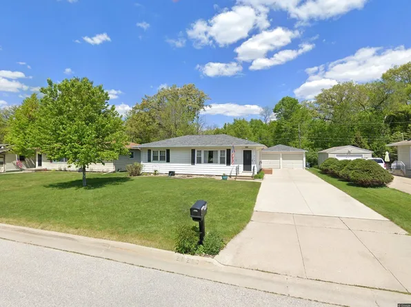 216 Desoto Ave, Waterloo, IA 50701