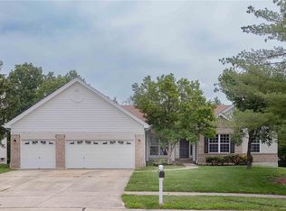 1452 Prospect Lakes Dr, Wentzville, MO 63385