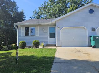 9678 Little Creek Ct, Zeeland, MI 49464