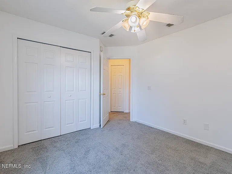 1630 Vineland Cir #B — Photo 20