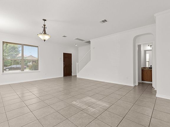 5th image of 1635 Bayland St