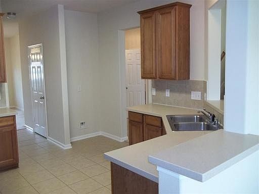Great sized kitchen!