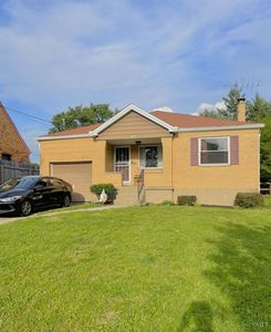 1724 Hillfred Ln, Cincinnati, OH, 45238