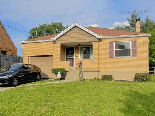 1724 Hillfred Ln, Cincinnati, OH 45238