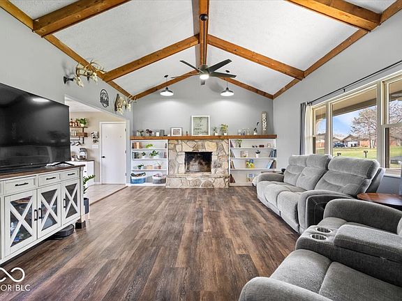 3rd image of 2310 Osman Ln