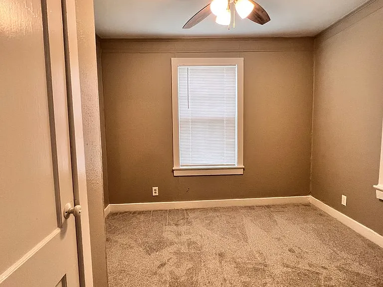 2615 Colquit Rd — Photo 8