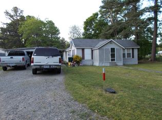 114 W 11th St, Dewitt, AR 72042