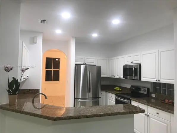 11307 NW 47th Ln, Doral, FL 33178