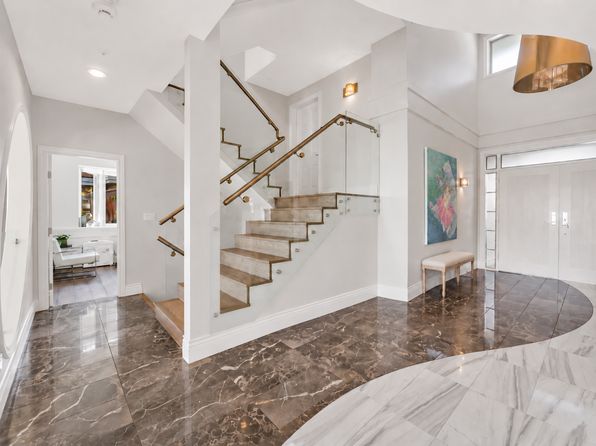 4 bedroom rental in West Vancouver — photo 8