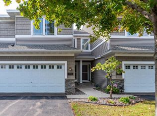 9792 Cupola Ln, Eden Prairie, MN 55347