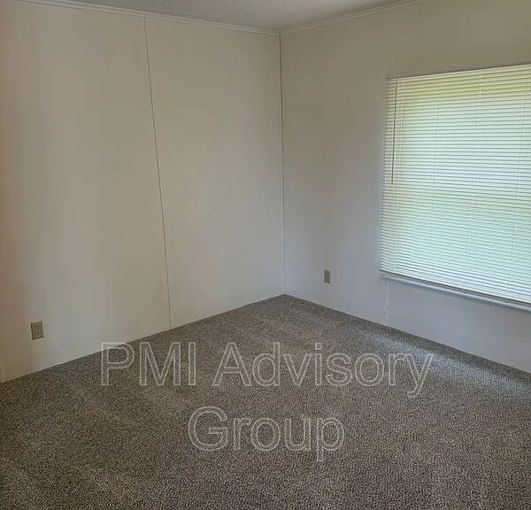 8240 SE Green Rd — Photo 10