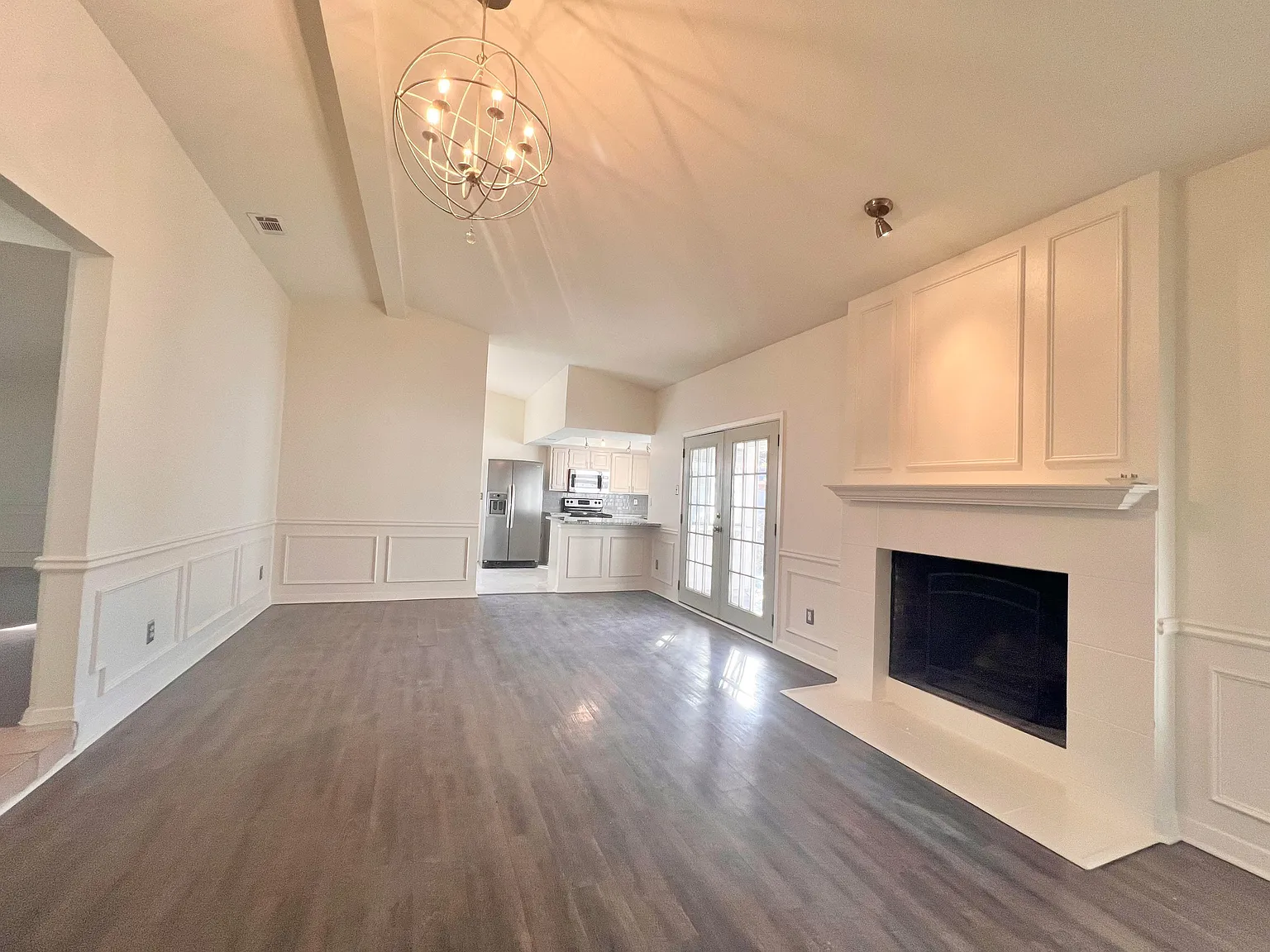 3 bed, 1740 sqft, $2,550 — Photo 4