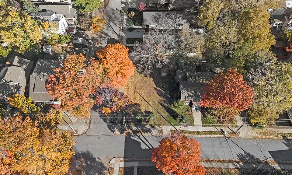 1st image of 1118 W 48th St
