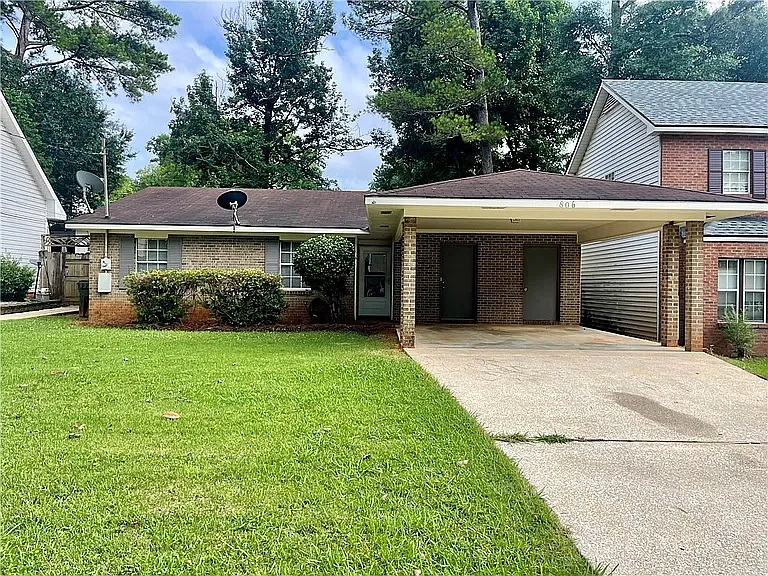 3 bed, 1216 sqft, $1,590 — Photo 4