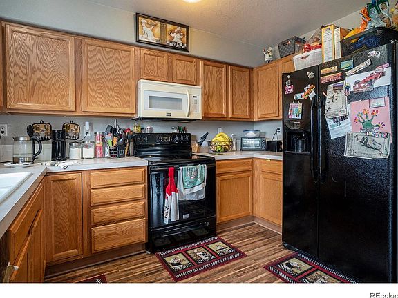 3rd image of 2833 W E Street