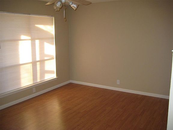 2nd image of 3408 Antilles Dr