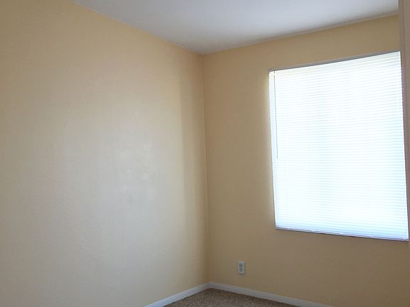 4th image of 4000 Longview St NE Unit 24