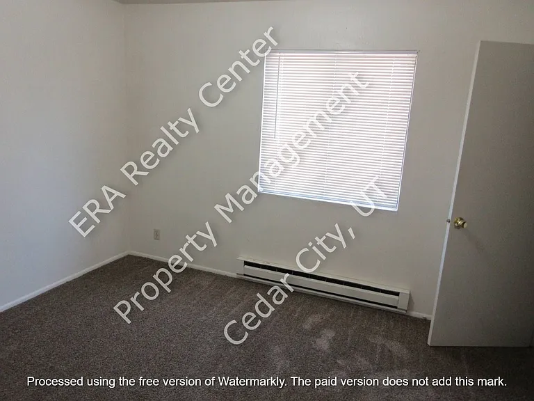 303 N 400 W #1 — Photo 5