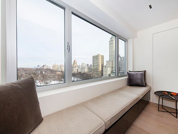 5th image of 24 Central Park S #18W