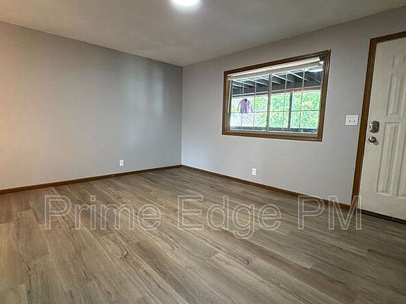4th image of 1109 N 28th St Unit 6