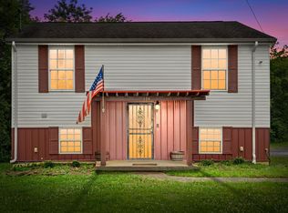 106 S Legion Cir, Hopkinsville, KY 42240