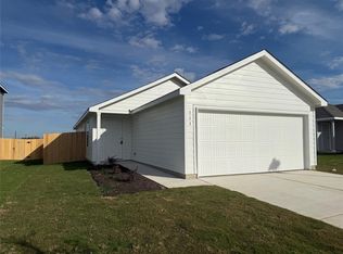 113 Marty Allen Loop, Jarrell, TX 76537