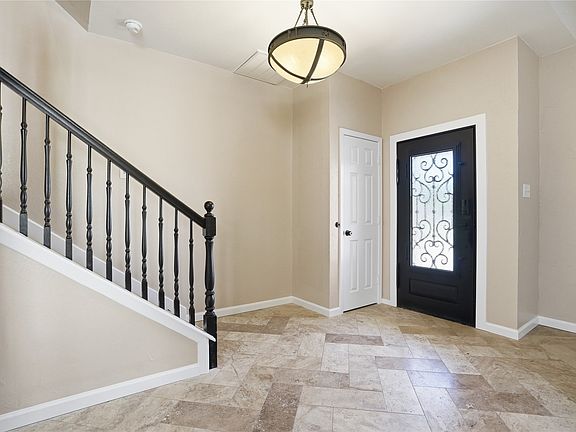 3rd image of 2133 Rustic Ridge Dr