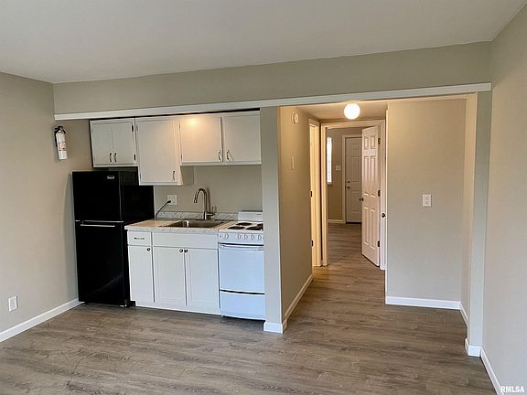 5th image of 2200 S Illinois Ave #20