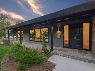 285 Private Rd, East Patchogue, NY 11772