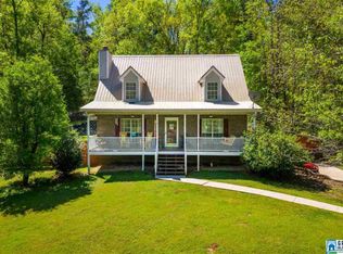 4515 Shades Creek Dr, Bessemer, AL 35022