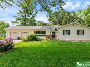 7804 Keystone Dr, Omaha, NE 68134