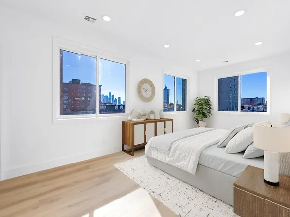 135 44th Street image 13 of 39