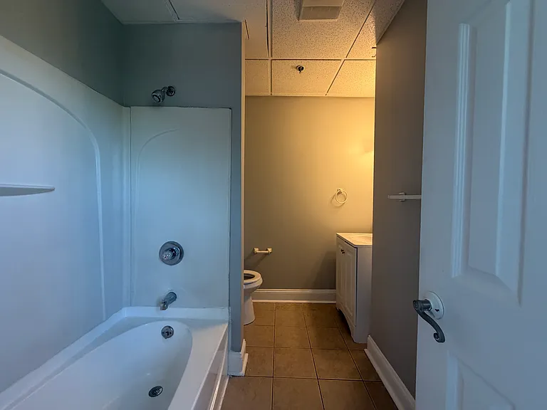 59 Plaza Ave #12 — Photo 6