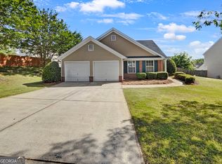 1388 Pine Acre Dr, Sugar Hill, GA 30518