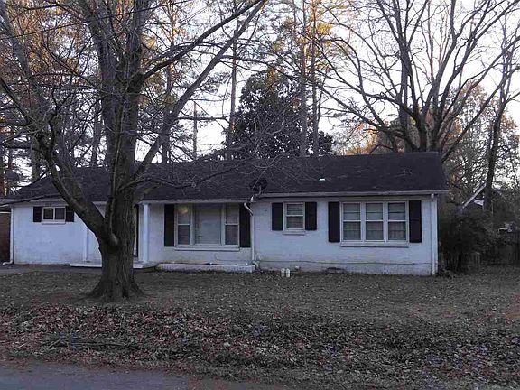2nd image of 2818 Ward Dr