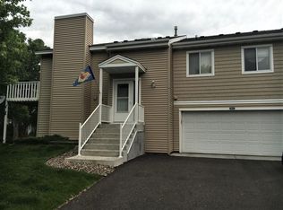 5615 Bimini Dr, Minnetonka, MN 55343