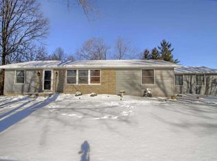 8700 Ira Rd, Fair Haven, MI 48023