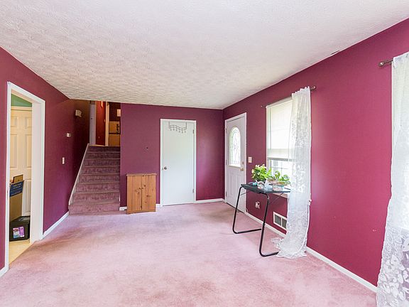 2nd image of 2779 Majestic Cir