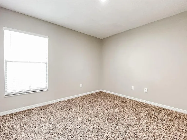 2162 Brandon Park Cir — Photo 43