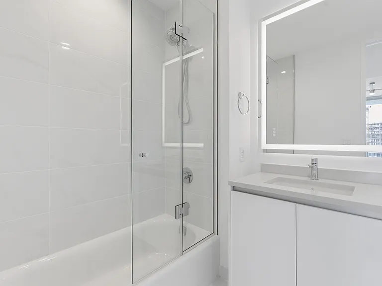 400 Central Ave #2903 — Photo 29