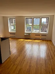 Rented by K & O Realty Associates Inc.