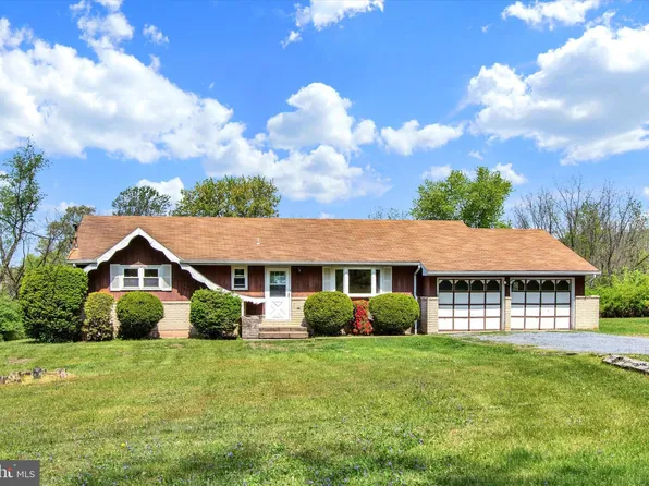 189 S Garfield Rd, Bernville, PA 19506