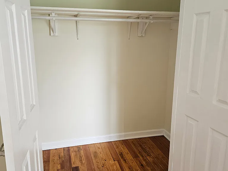 1566 Normandy Rd — Photo 15