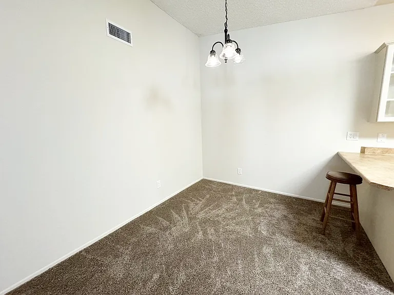 126 Jericho Circle Gln — Photo 8