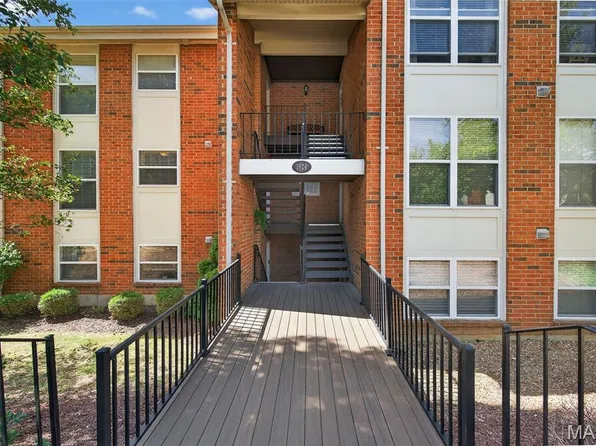 1924 Greenglen Dr APT 101, Saint Louis, MO 63122