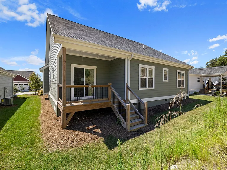 80 Leyland Cir — Photo 25