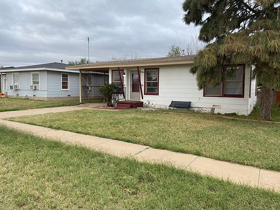 3rd image of 2608 Delano Ave