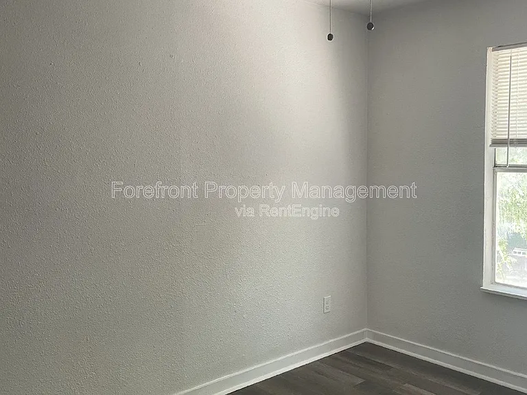 4818 Monterey St #202 — Photo 8