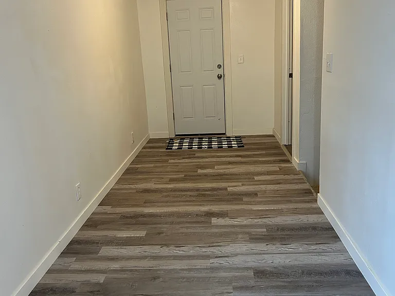 181 N 600 W #2 — Photo 1