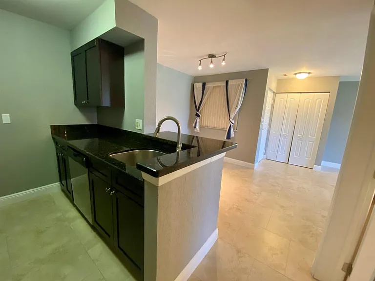 2851 N Oakland Forest Dr #108 — Photo 6